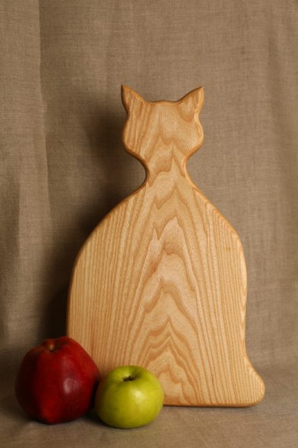 Разделочная доска из ореха