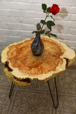 Журнальный столик из карагача
